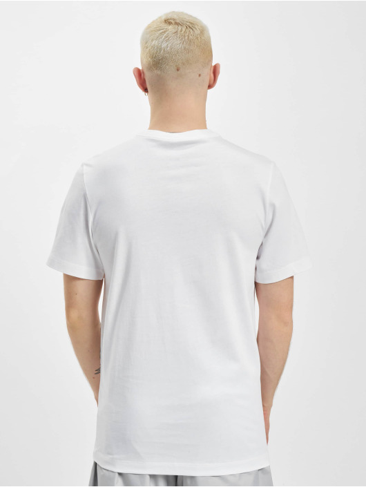 Nike T-Shirt NSW white