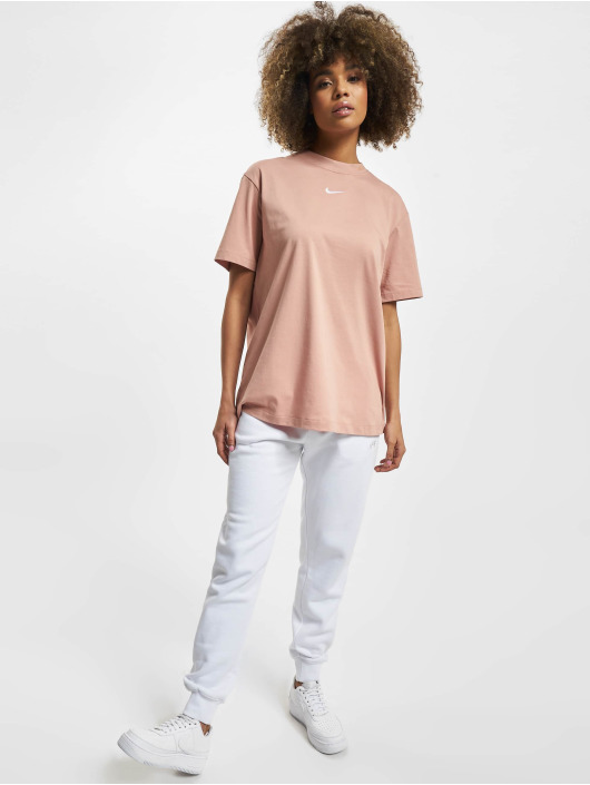Nike T-shirts Nsw Essential rosa