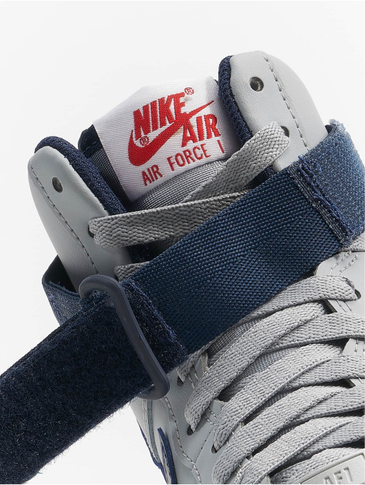 Nike Tennarit Air Force 1 Hi Qs harmaa