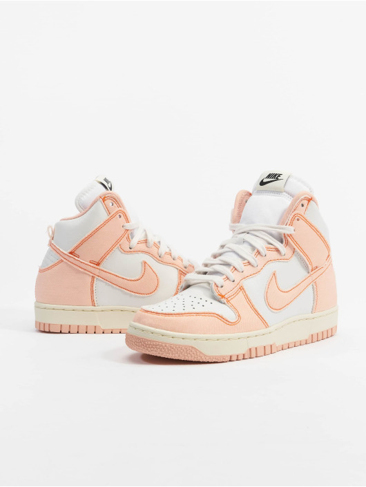 Nike Tennarit Dunk High 1985 oranssi