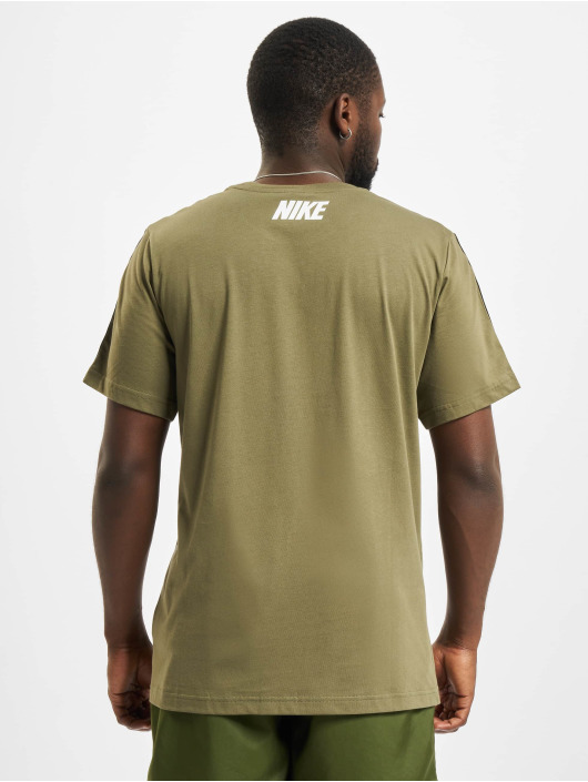 Nike Tričká Repeat olivová
