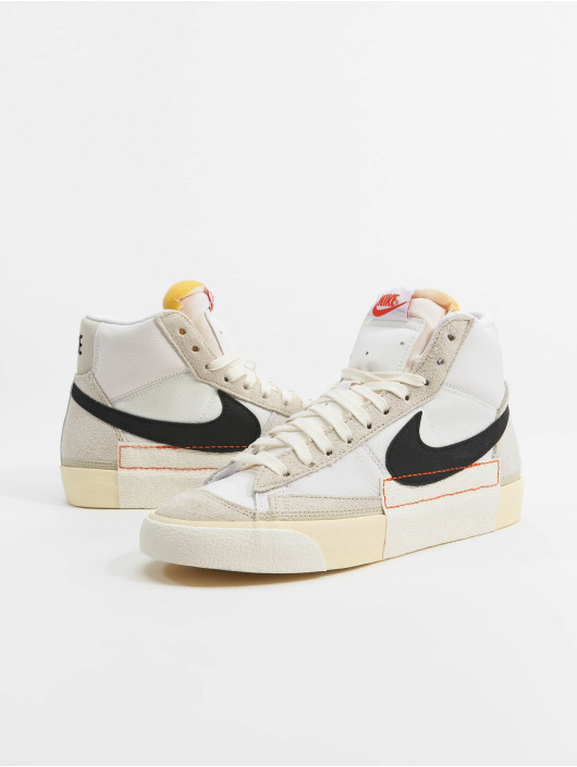 Nike Tøysko Blazer Mid '77 Vintage hvit