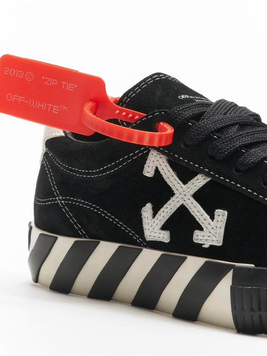 Off-White Baskets New Arrow Low Vulcanized noir