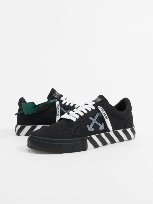 Off-White Sneakers Low Vulcanized Canvas svart