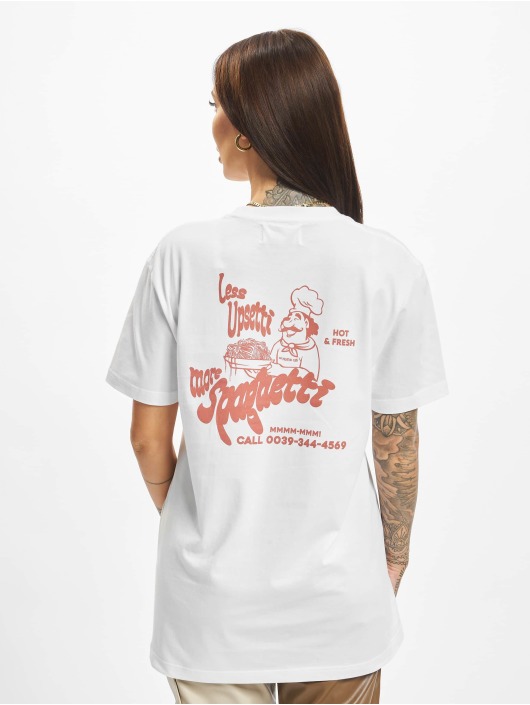 On Vacation t-shirt Ladies Less Upsetti wit