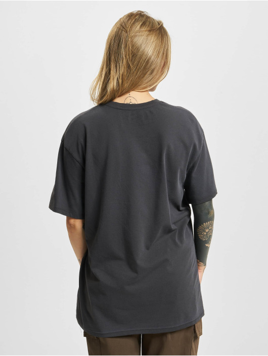 Only T-shirts Nas sort