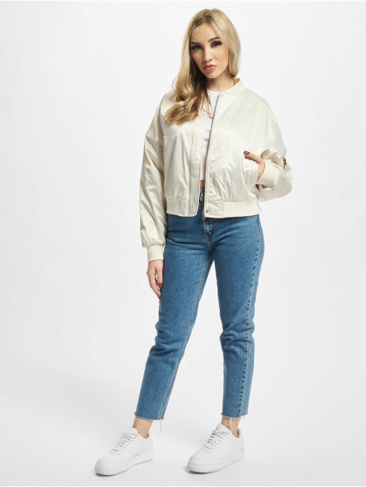 Urban Classics Bomberová bunda Ladies Short Oversized Satin béžová