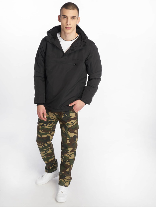 Urban Classics Kurtki przejściowe Padded Pull czarny