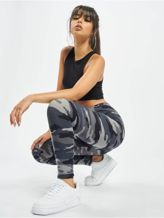 Urban Classics Leggings/Treggings Camo kamuflasje