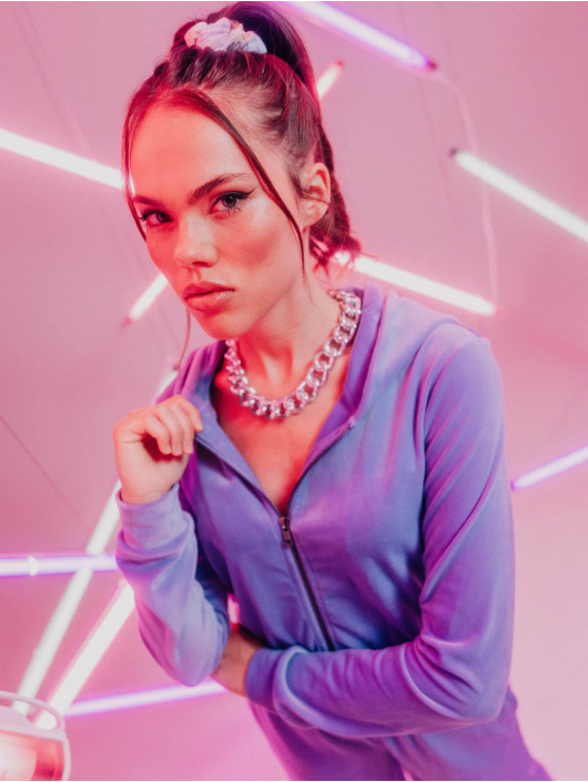 Urban Classics Overige Pearl Cross goud
