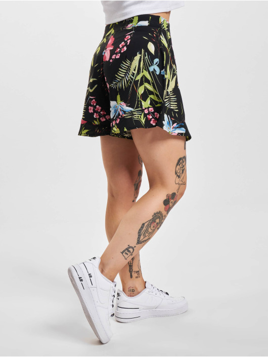 Urban Classics Shorts Resort svart