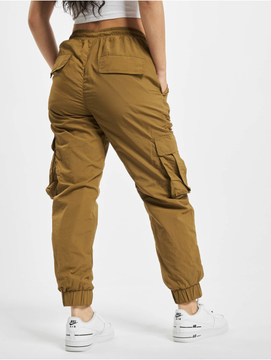 Urban Classics Spodnie Chino/Cargo Ladies High Waist Crinkle Nylon brazowy
