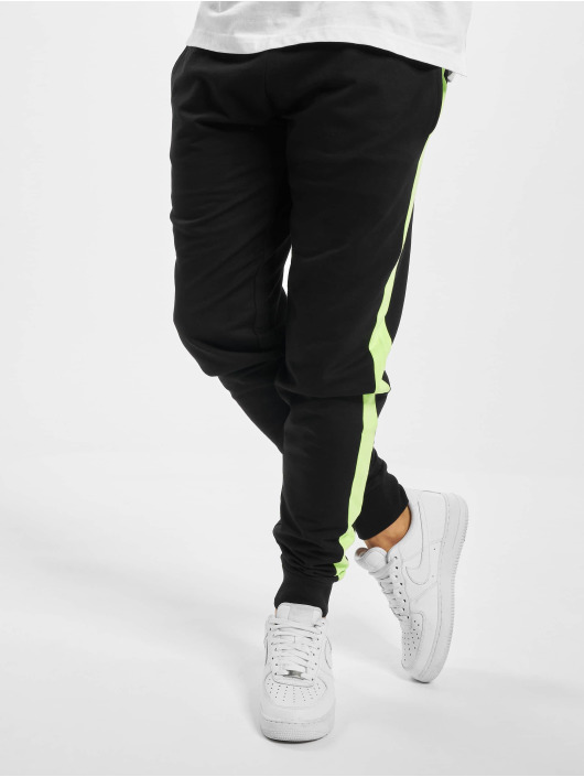 Urban Classics Spodnie do joggingu Neon Striped czarny