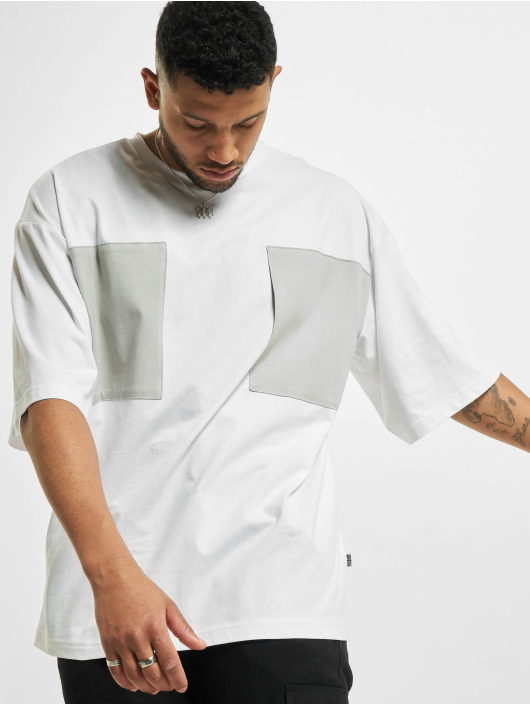 Urban Classics T-Shirt Big Double Pocket blanc