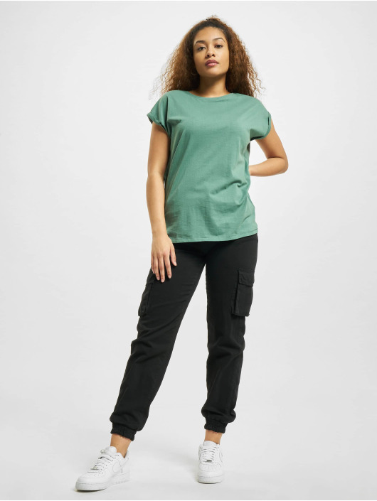 Urban Classics T-Shirt Extended Shoulder green