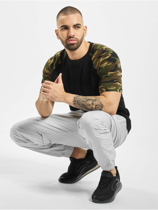 Urban Classics T-Shirt Raglan Contrast noir