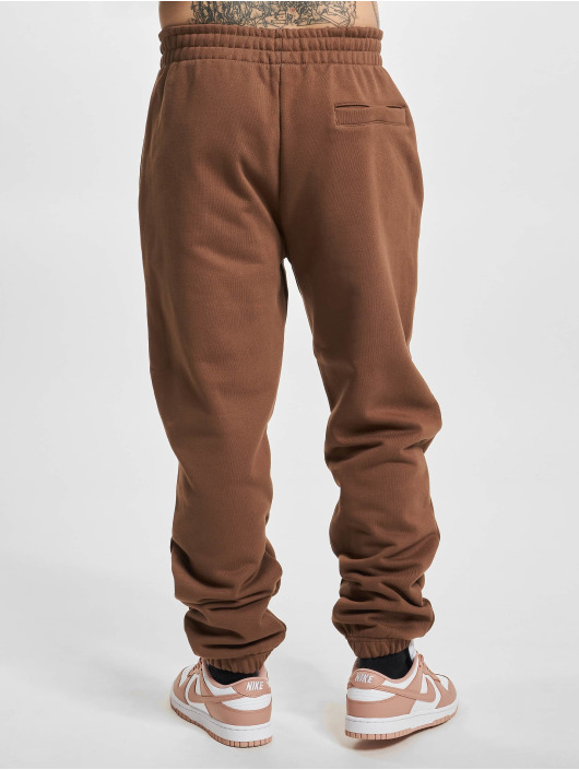 Urban Classics tepláky Ultra Heavy hnedá