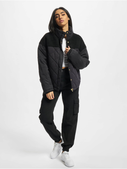 Urban Classics Zimné bundy Ladies Oversized Diamond Quilt èierna