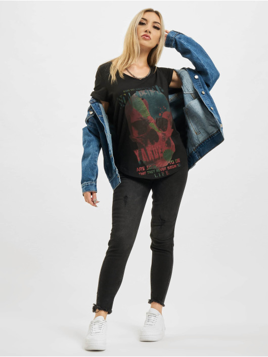 Yakuza T-Shirt Some People Dye V Neck black