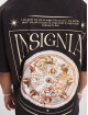 2Y Studios T-paidat Insignia Oversize musta