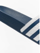 adidas Originals Claquettes & Sandales Adilette bleu