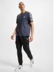 adidas Originals T-shirt Tech blå