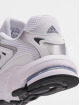 adidas Originals Tennarit Response Cl valkoinen