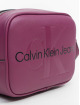 Calvin Klein Jeans tas Sculpted Camera Mono paars