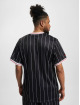 Fubu Camiseta Varsity Pinstriped Mesh negro