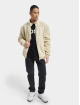 Hugo Zomerjas Seeger beige