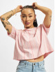 Karl Kani Camiseta Small Signature Pinstripe Cropped rosa
