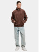 Karl Kani Zomerjas Chest Signature Velvet bruin