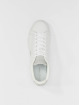 Lacoste Tennarit Carnaby Pro valkoinen