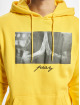 Mister Tee Sweat capuche Pray jaune