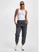 New Balance joggingbroek Athletics Fleece beige