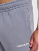 New Balance joggingbroek Essentials Fleece grijs