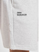 New Balance shorts Essentials Fleece grijs