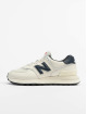 New Balance Sneakers Scarpa Lifestyle Unisex Leather Perf.leather white