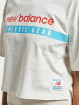 New Balance T-Shirt Essentials Field Day Boxy grau