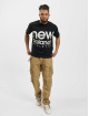 New Balance T-Shirt Athletics Out Of Bounds schwarz