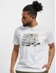 New Balance T-Shirt Essentials Monumental Graphic white