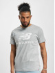 New Balance T-shirts Essentials Logo grå