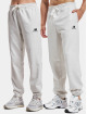 New Balance Verryttelyhousut Essentials Uni-Ssentials New beige