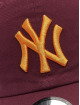 New Era Casquette Snapback & Strapback MLB New York Yankees League Essential CSCL 9Twenty rouge
