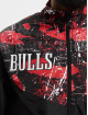 New Era Chaqueta de entretiempo NBA Chicago Bulls Aop Panel negro