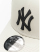 New Era Gorra Snapback League Essential 39 Thirty New York Yankees beis
