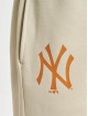 New Era Jogging MLB New York Yankees League Essentials Relaxed beige