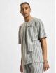 New Era t-shirt Oversized Pinstripe grijs