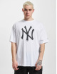 New Era t-shirt MLB New York Yankees League Essentials Oversized wit
