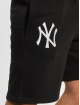New Era Šortky League Essentials New York Yankees čern